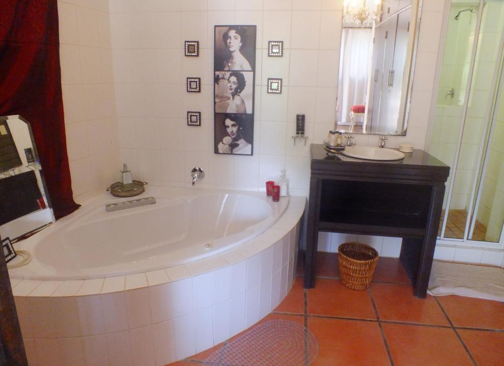 A Whale Of A View Bed & Breakfast Plettenberg Bay Bilik gambar